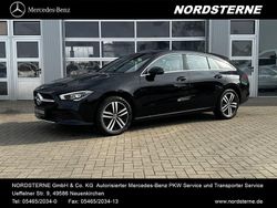 Schwarz Gebraucht 2022 Mercedes CLA250e Shooting Brake Kombi | 22.444 € (Guter Preis)