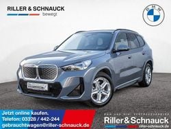 Grau Gebraucht 2024 BMW iX1 M Sport SUV | 43.950 € (Fairer Preis)