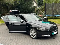 Schwarz Gebraucht 2013 Jaguar XF S Limousine | 8.777 € (Superpreis)