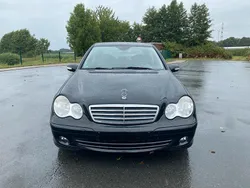 Schwarz Gebraucht 2006 Mercedes C180 Limousine | 2.850 € (Guter Preis)