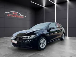 Deep black perleffekt Gebraucht 2020 VW Golf VIII Life Limousine | 18.999 € (Fairer Preis)