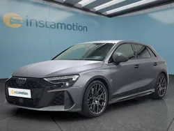 Grau Gebraucht 2024 Audi RS3 Kleinwagen | 71.249 € (Teuer)