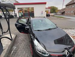 Schwarz Gebraucht 2015 Renault Clio IV Limousine | 5.000 €