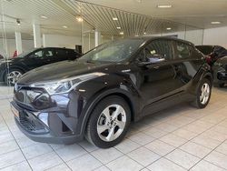 Braun Gebraucht 2019 Toyota C-HR Club SUV | 17.899 € (Guter Preis)