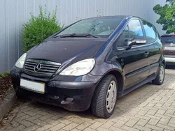 Schwarz Gebraucht 2004 Mercedes 170 Classic Limousine | 599 €