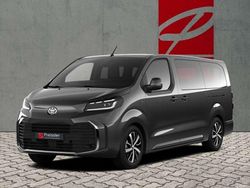 Titanium grey Gebraucht 2024 Toyota Proace Verso Team Kombi | 45.020 € (Teuer)