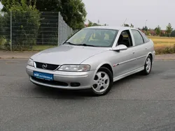 Silber Gebraucht 2000 Opel Vectra Edition Limousine | 1.450 € (Fairer Preis)