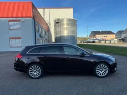 Braun Gebraucht 2013 Opel Insignia Edition Kombi | 5.800 € (Fairer Preis)