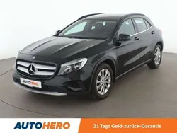 Schwarz Gebraucht 2016 Mercedes GLA180 Style SUV | 18.990 € (Fairer Preis)