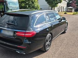 Schwarz Gebraucht 2019 Mercedes E220 Avantgarde Kombi | 23.800 € (Guter Preis)