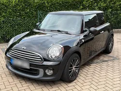 Schwarz Gebraucht 2012 Mini ONE Kleinwagen | 5.900 € (Teuer)