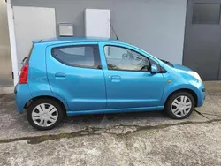 Blau Gebraucht 2011 Nissan Pixo Kleinwagen | 3.800 € (Fairer Preis)