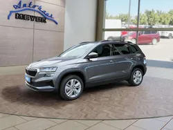 Graphite grau Neu 2025 Skoda Karoq SUV | 31.810 € (Superpreis)