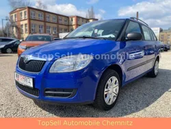 Blau Gebraucht 2009 Skoda Fabia Classic Kombi | 1.900 € (Guter Preis)