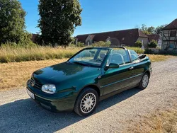 Grün Gebraucht 1998 VW Golf Cabriolet Cabrio | 2.590 € (Fairer Preis)