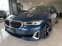 Phytonicblau Gebraucht 2023 BMW 530 Luxury Line Limousine | 37.399 € (Superpreis)