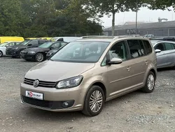 Beige Gebraucht 2015 VW Touran Cup Van / Kleinbus | 10.300 € (Guter Preis)