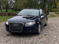 Blau Gebraucht 2005 Audi A4 Limousine | 4.970 € (Etwas zu teuer)