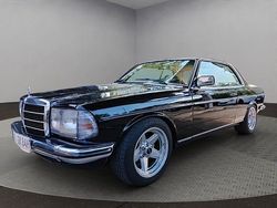 Schwarz Gebraucht 1984 Mercedes 230 Coupé | 11.990 €