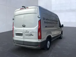 Silber (silber) Gebraucht 2024 Maxus V90 Van | 27.850 € (Etwas zu teuer)