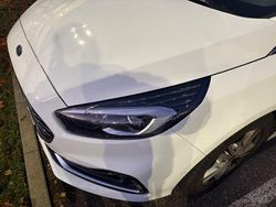 Weiß Gebraucht 2020 Ford S-MAX Titanium Van / Kleinbus | 17.999 € (Fairer Preis)