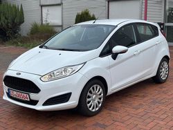 Weiß Gebraucht 2017 Ford Fiesta Kleinwagen | 6.750 € (Fairer Preis)