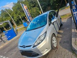 Silber Gebraucht 2011 Ford Fiesta Trend Kleinwagen | 4.300 € (Fairer Preis)