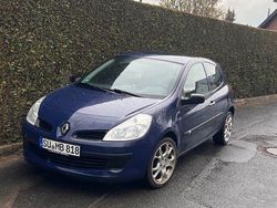 Blau Gebraucht 2007 Renault Clio II Authentique Limousine | 1.690 € (Guter Preis)
