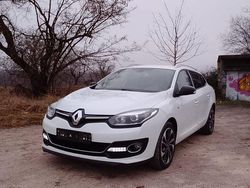 Weiß Gebraucht 2014 Renault Mégane III Bose Edition Limousine | 4.750 € (Guter Preis)