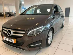 Orientbraun Gebraucht 2017 Mercedes B180 Edition Van / Kleinbus | 14.990 € (Fairer Preis)