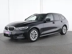 Black sapphire Gebraucht 2022 BMW 318 Sport Line Limousine | 28.421 € (Fairer Preis)