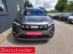 Grau Gebraucht 2023 Dacia Jogger Extreme Van / Kleinbus | 18.750 € (Fairer Preis)