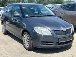 Grau Gebraucht 2008 Skoda Fabia Ambiente Limousine | 1.999 € (Fairer Preis)