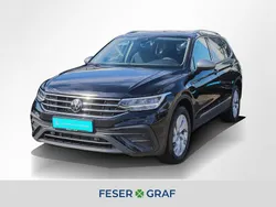 Deep black perleffekt Gebraucht 2024 VW Tiguan Allspace Life SUV | 33.740 € (Superpreis)