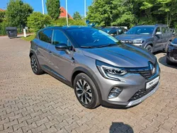 Grau Gebraucht 2023 Renault Captur Techno SUV | 20.500 € (Fairer Preis)