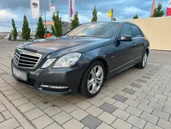Grau Gebraucht 2011 Mercedes E220 Avantgarde Limousine | 9.900 € (Guter Preis)