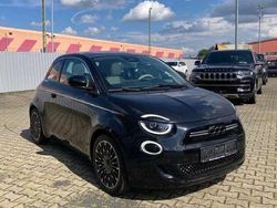 Schwarz Gebraucht 2022 Fiat 500e La Prima Kleinwagen | 17.900 € (Fairer Preis)