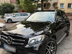 Schwarz Gebraucht 2018 Mercedes GLC350 AMG line SUV | 34.000 € (Fairer Preis)