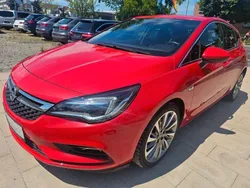 Rot Gebraucht 2017 Opel Astra Dynamic Limousine | 10.950 € (Fairer Preis)