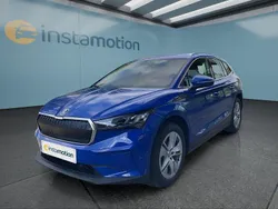 Blau Gebraucht 2021 Skoda Enyaq iV Loft SUV | 28.799 € (Fairer Preis)