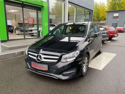 Black (metallic) Gebraucht 2017 Mercedes B180 Van / Kleinbus | 16.880 € (Fairer Preis)