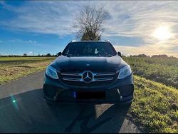 Schwarz Gebraucht 2017 Mercedes GLE350 AMG SUV | 29.999 €