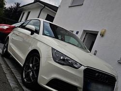 Weiß Gebraucht 2011 Audi A1 Attraction Kleinwagen | 5.150 € (Guter Preis)