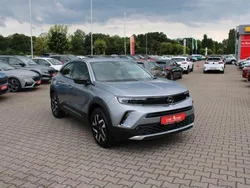 Grau Gebraucht 2022 Opel Mokka-e Elegance SUV | 20.930 € (Fairer Preis)
