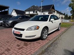 Weiß Gebraucht 2009 Chevrolet Impala LS Limousine | 4.950 €