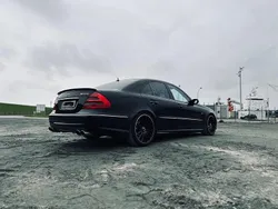 Schwarz Gebraucht 2004 Mercedes E500 AMG Limousine | 8.500 €