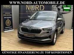 Graphite grau metallic (metallic) Gebraucht 2023 Skoda Karoq Ambition SUV | 24.800 € (Superpreis)