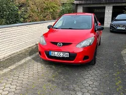 Rot Gebraucht 2007 Mazda 2 Kleinwagen | 750 €