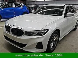Weiß Gebraucht 2022 BMW 320 Shadowline Limousine | 28.501 € (Guter Preis)