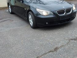 Schwarz Gebraucht 2007 BMW 525 Sport Line Kombi | 2.450 € (Fairer Preis)